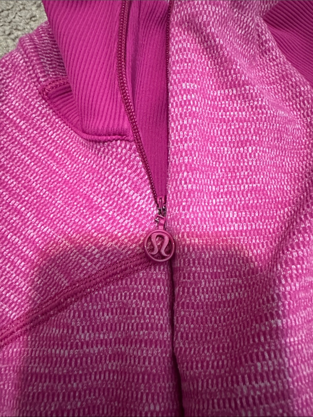 Lululemon Base Runner 1/2 Zip in Mini Check Pique Raspberry - Picture 3 of 5